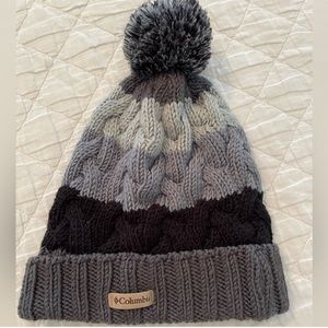 Columbia knit beanie